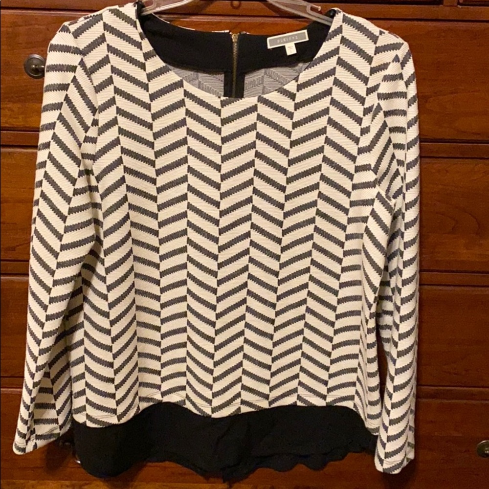 Women’s shirt herringbone black and white
